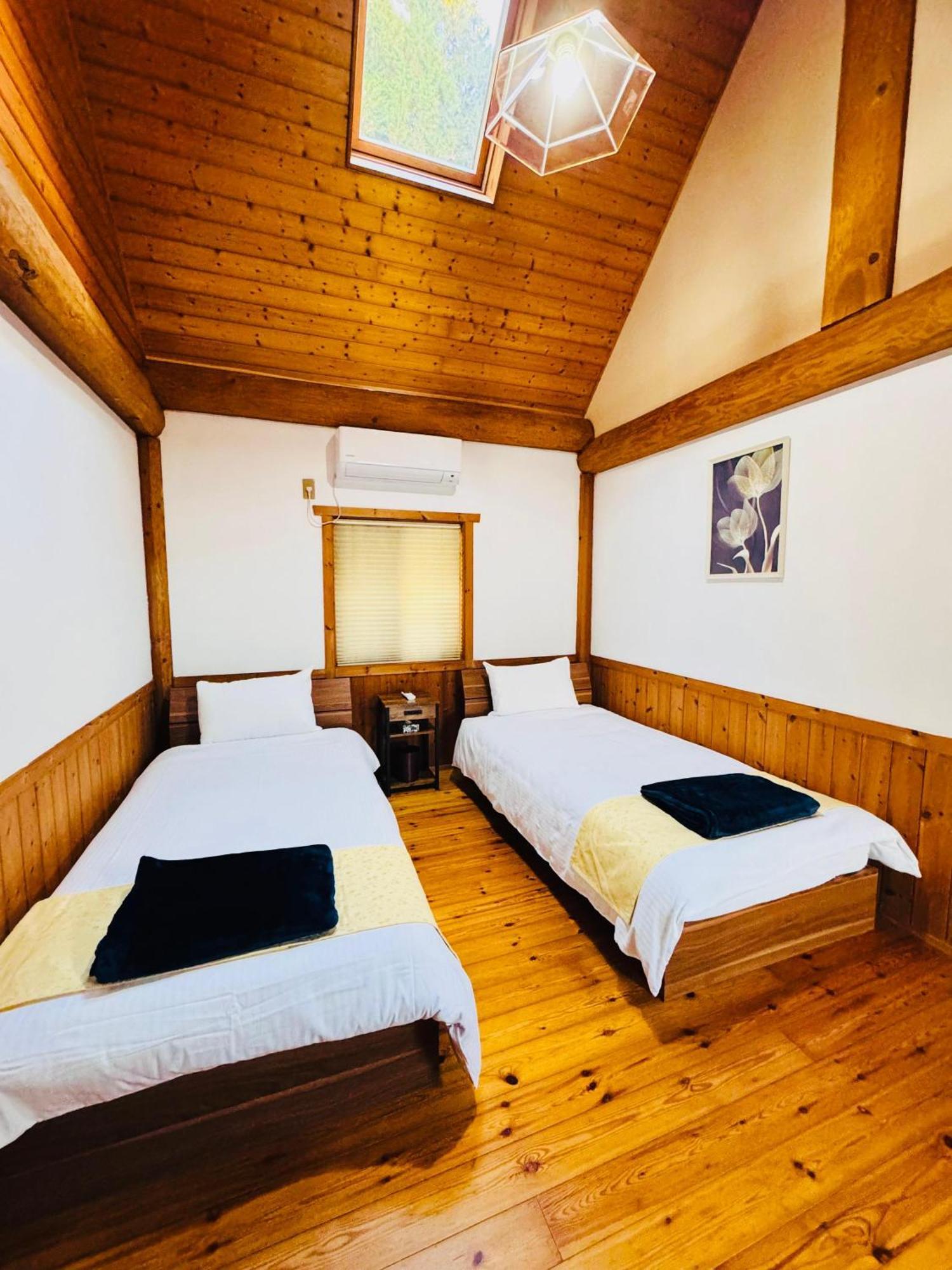Yufuin Log House No Yado Tom Sawyer Hotel Exterior foto