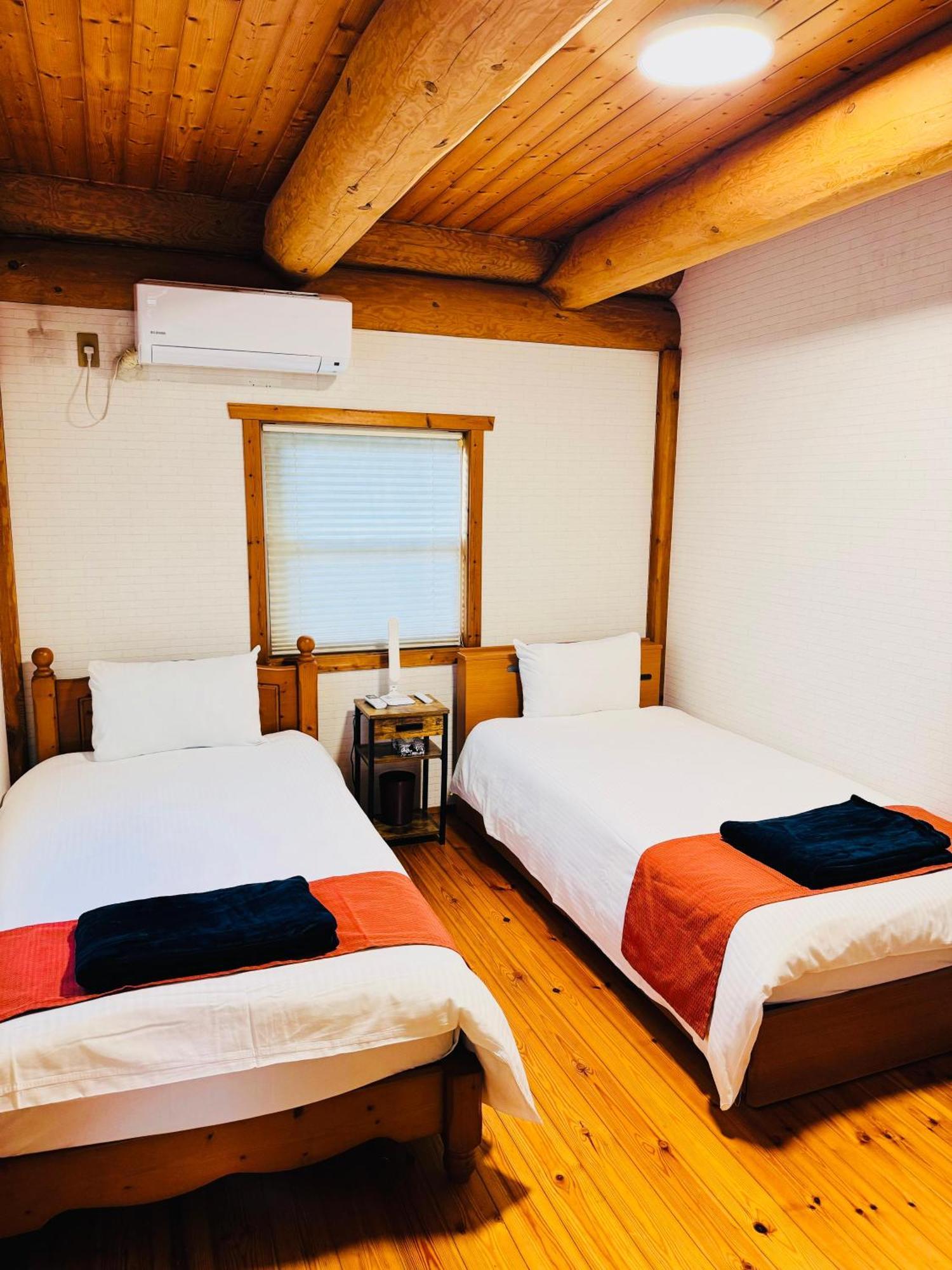 Yufuin Log House No Yado Tom Sawyer Hotel Exterior foto