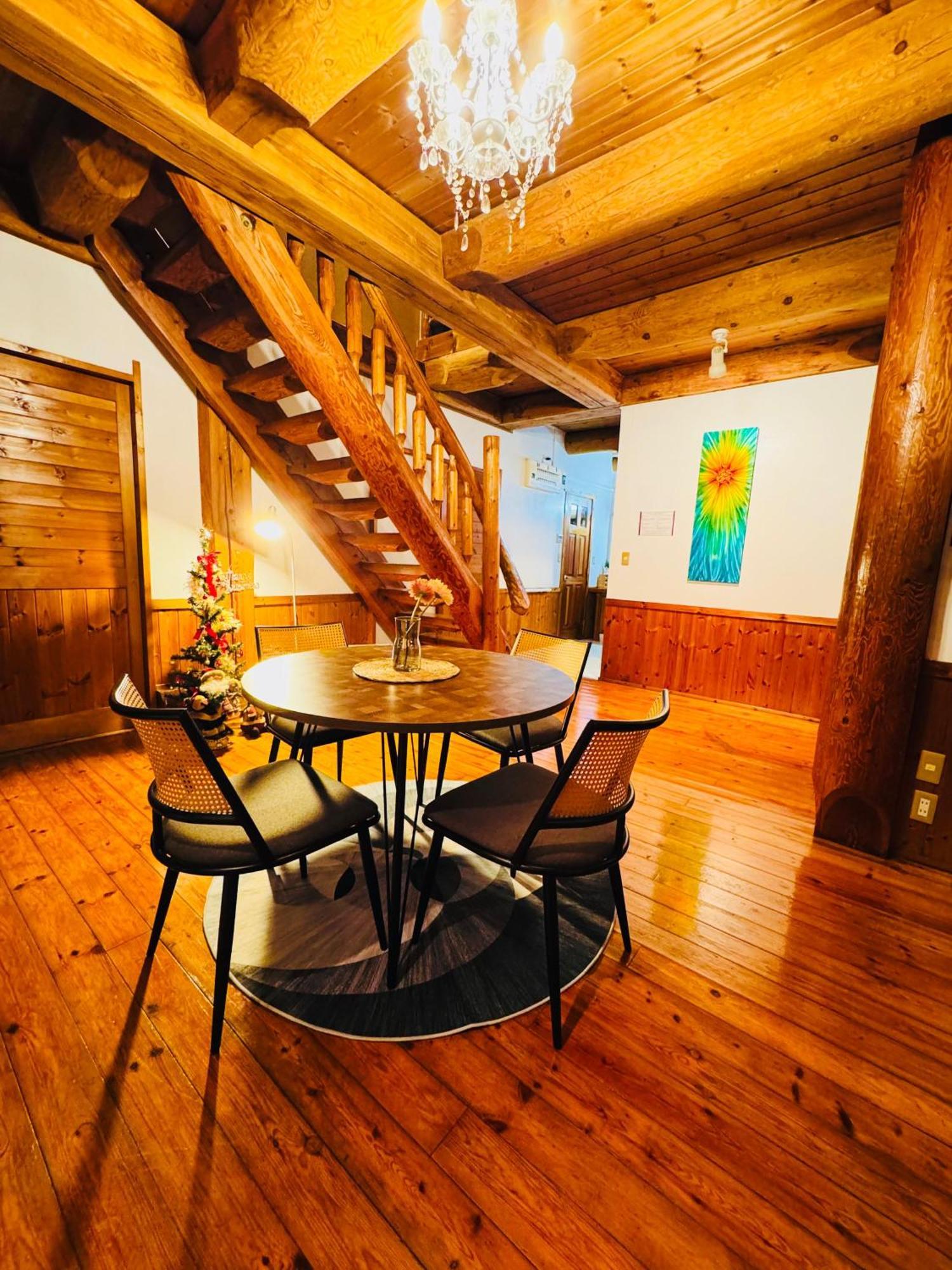 Yufuin Log House No Yado Tom Sawyer Hotel Exterior foto